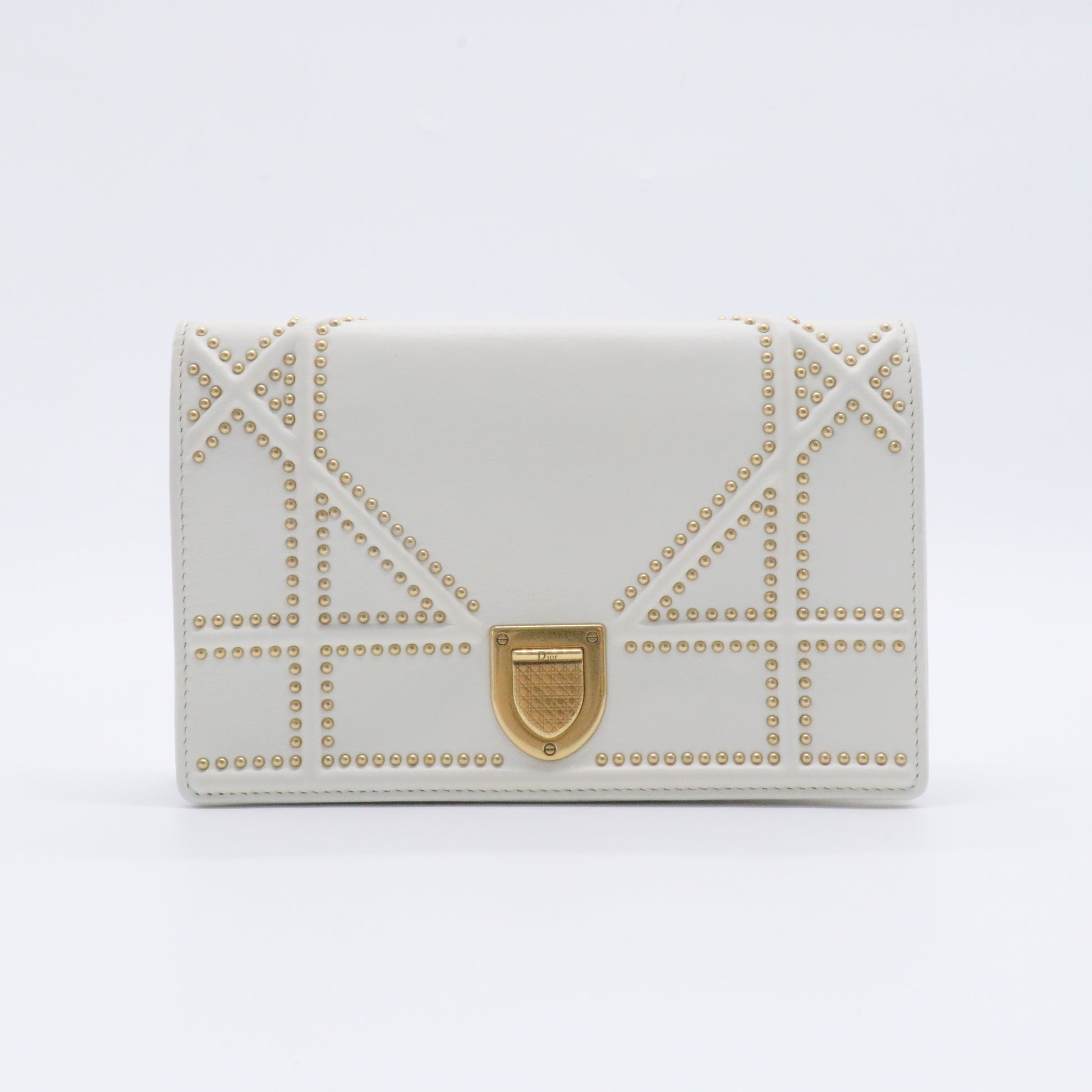 Studded Diorama Wallet On Chain