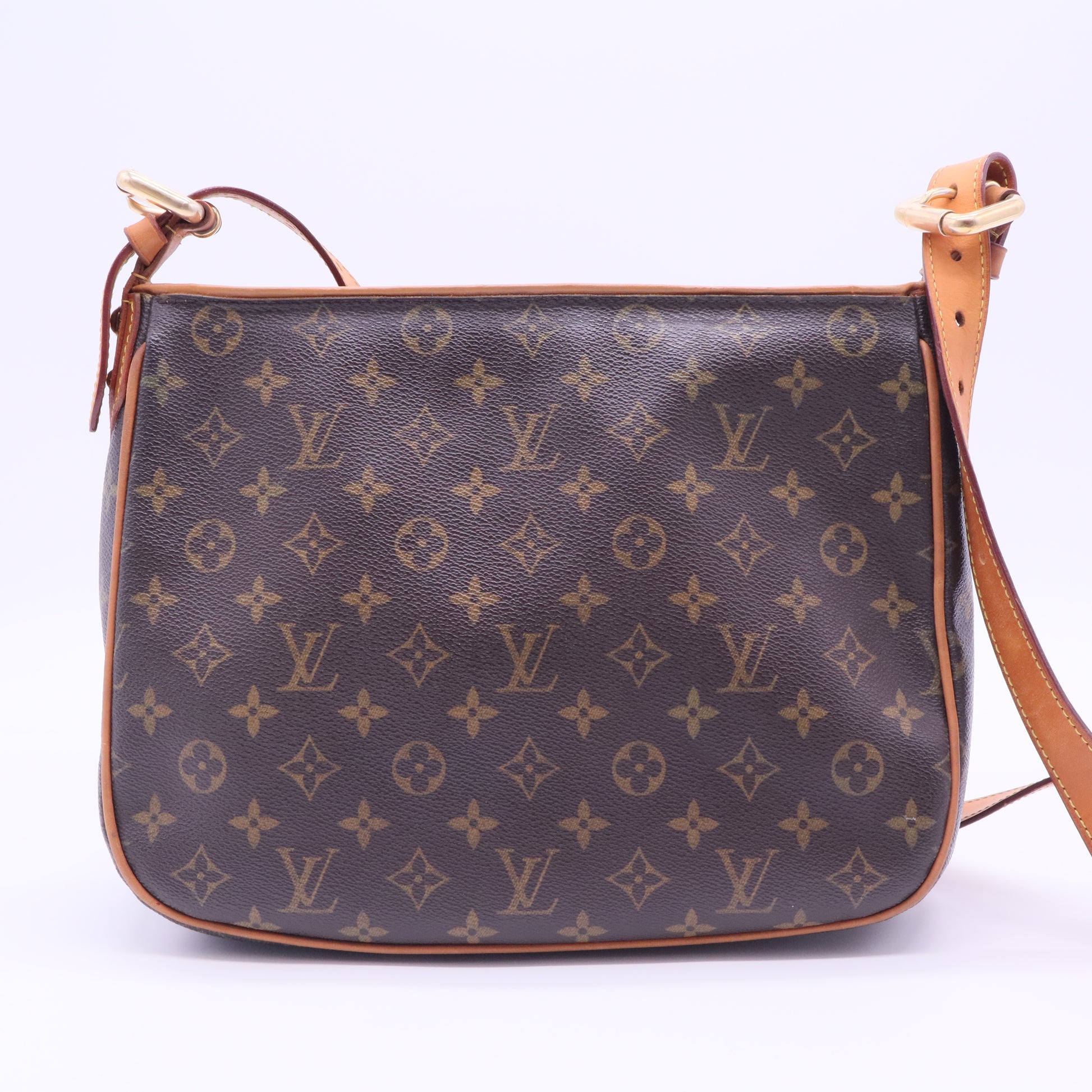 Monogram Hudson