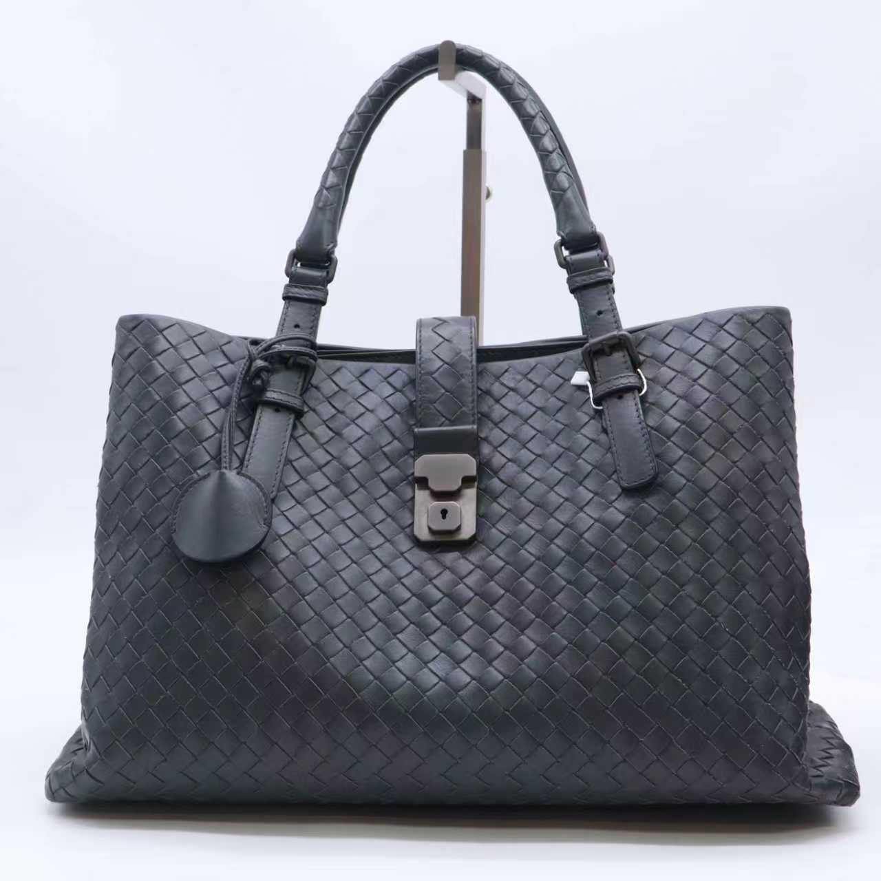 Roma Bag Intrecciato Nappa Medium Twins B23908