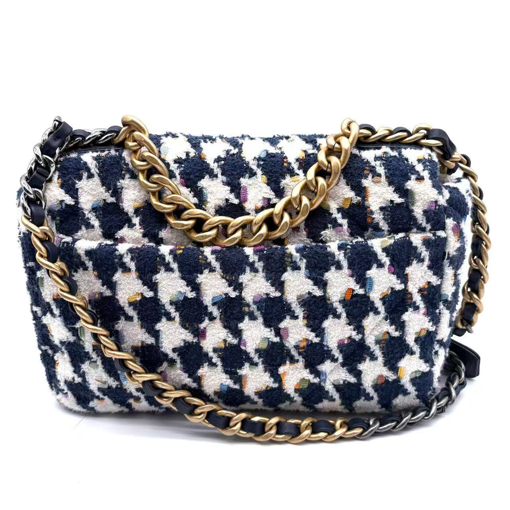 Tweed Quilted Medium Chanel 19 Flap Ecru Navy Blue Multicolor