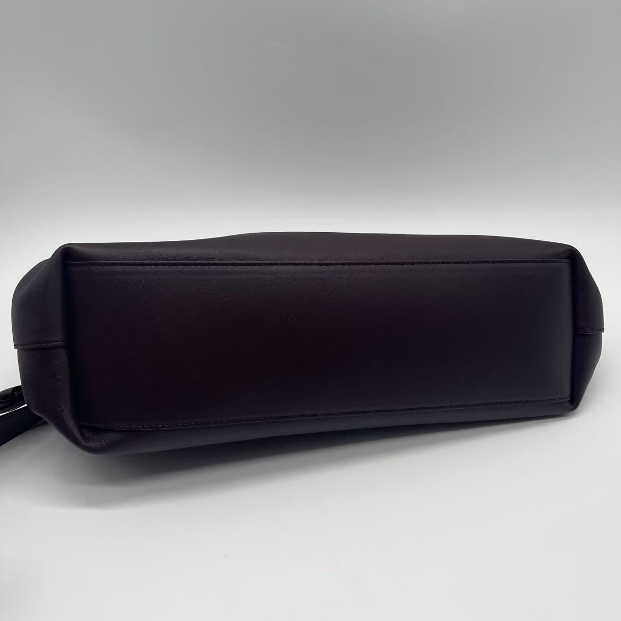 Calfskin Small The Point Triangle Bag Black twins