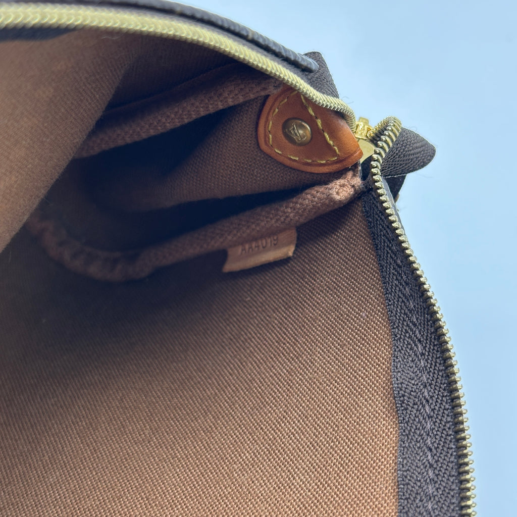 Monogram Pochette Eva