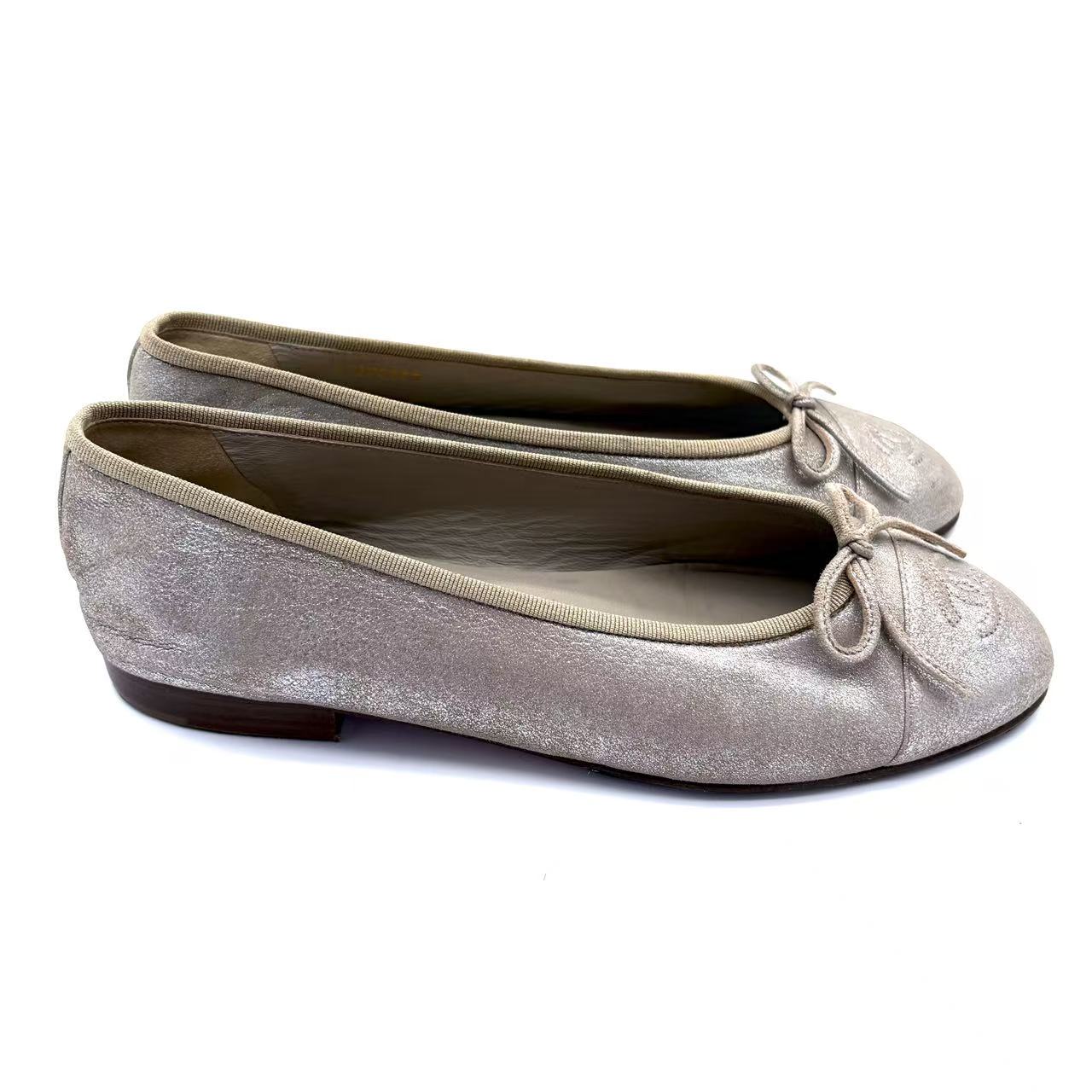 Interlocking CC Logo Ballet Flats