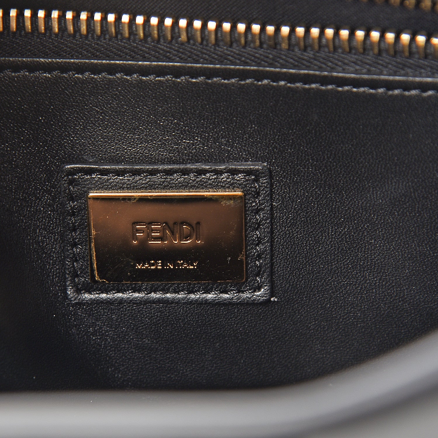 Vitello Seta Shiny Nappa Medium Peekaboo Iconic Satchel Black twins