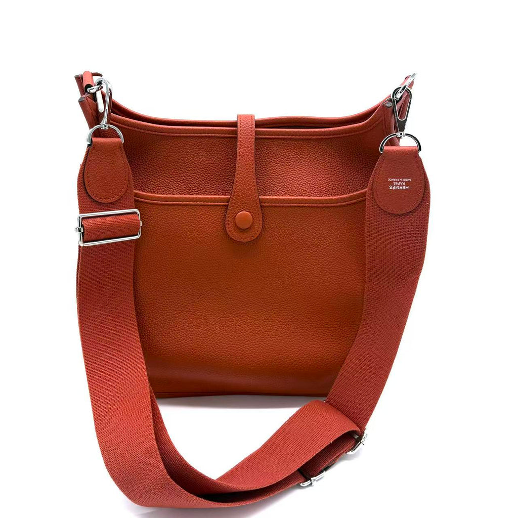 Taurillon Clemence Evelyne III GM Orange