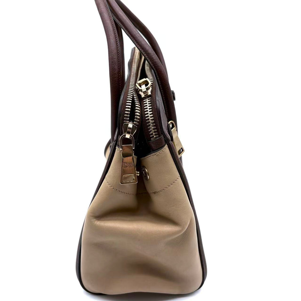 Esplanade leather crossbody bag