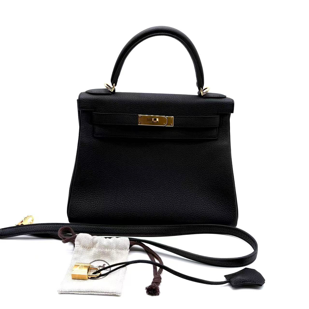 Kelly Handbag Black Epsom with Gold Hardware 28