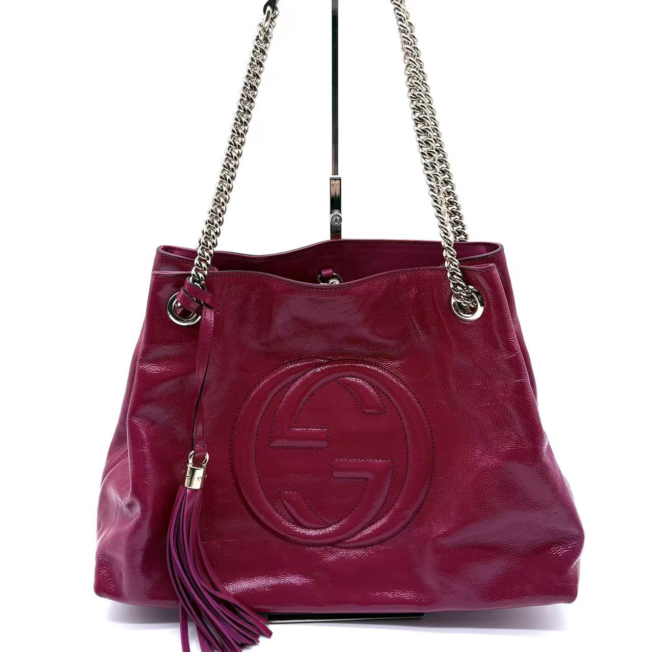 Soho Chain Strap Shoulder Bag Leather Medium