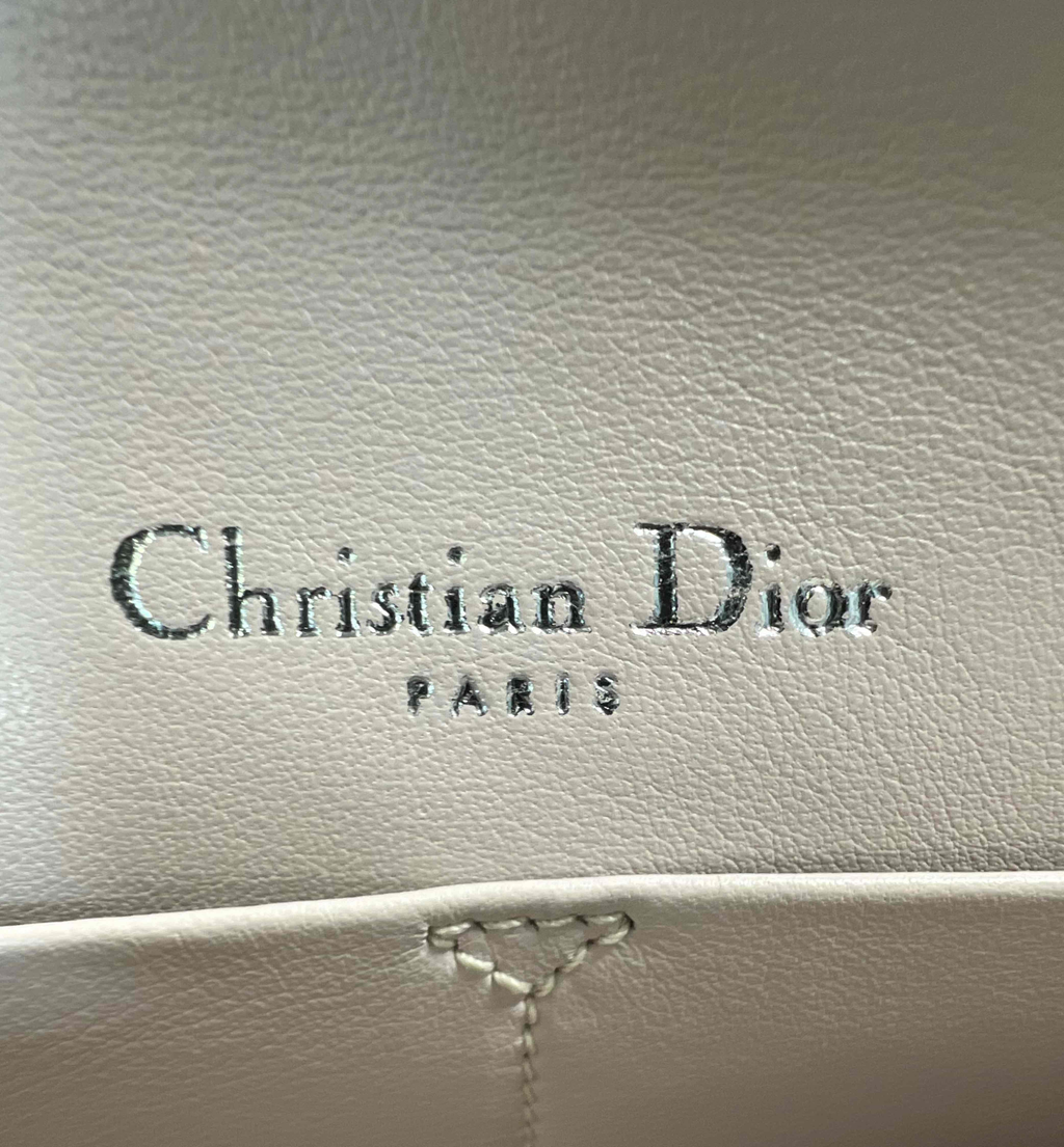 Louis Vuitton Suhali Leather Le Christian Dior Diorissimo Rencontre Envelope Pouch Twins W23267Bag Twins B24180 (Copy)