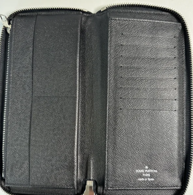 Louis Vuitton Zippy Wallet Vertical W23160