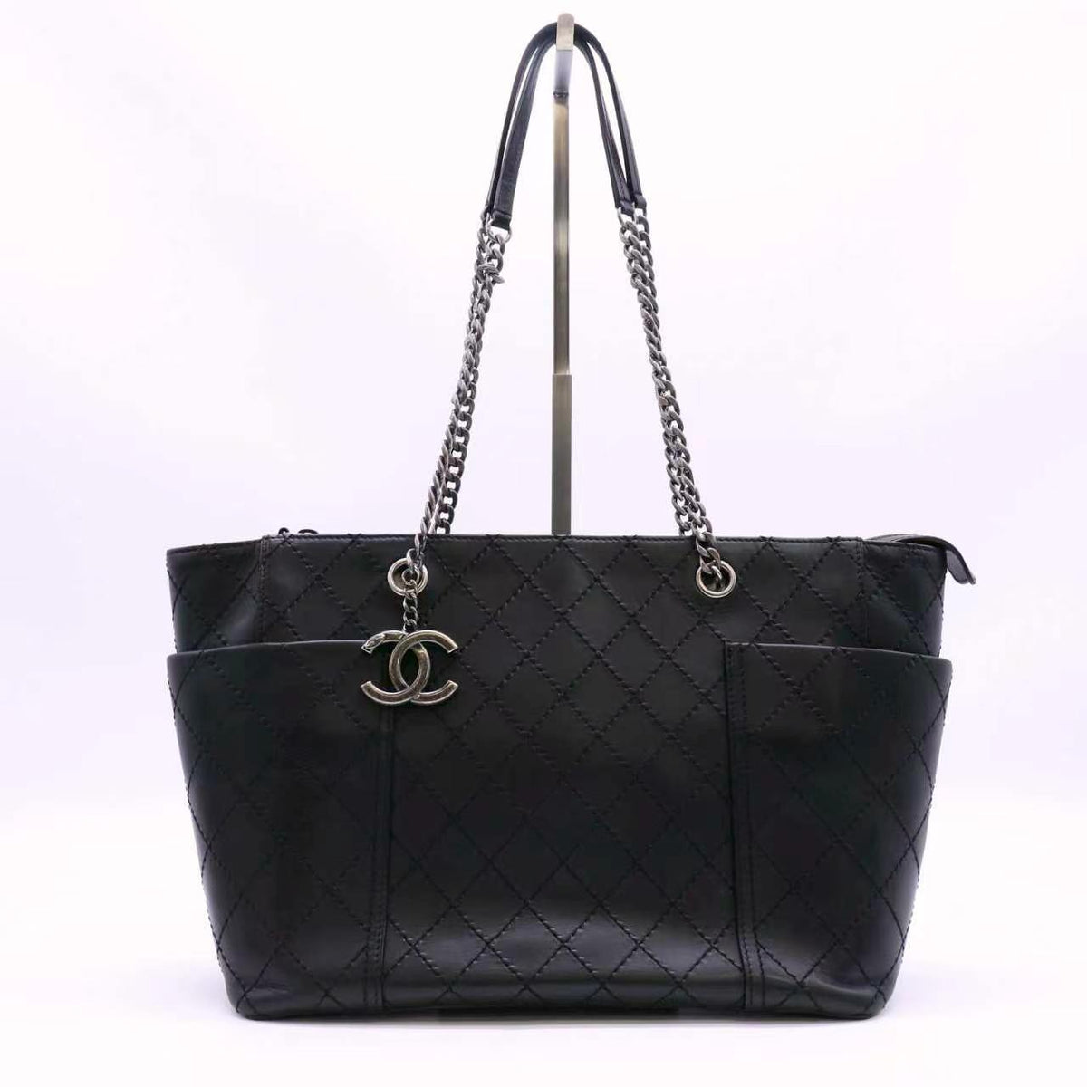 Chanel Calfskin Stitched CC Pocket Shopping Tote twins B24334