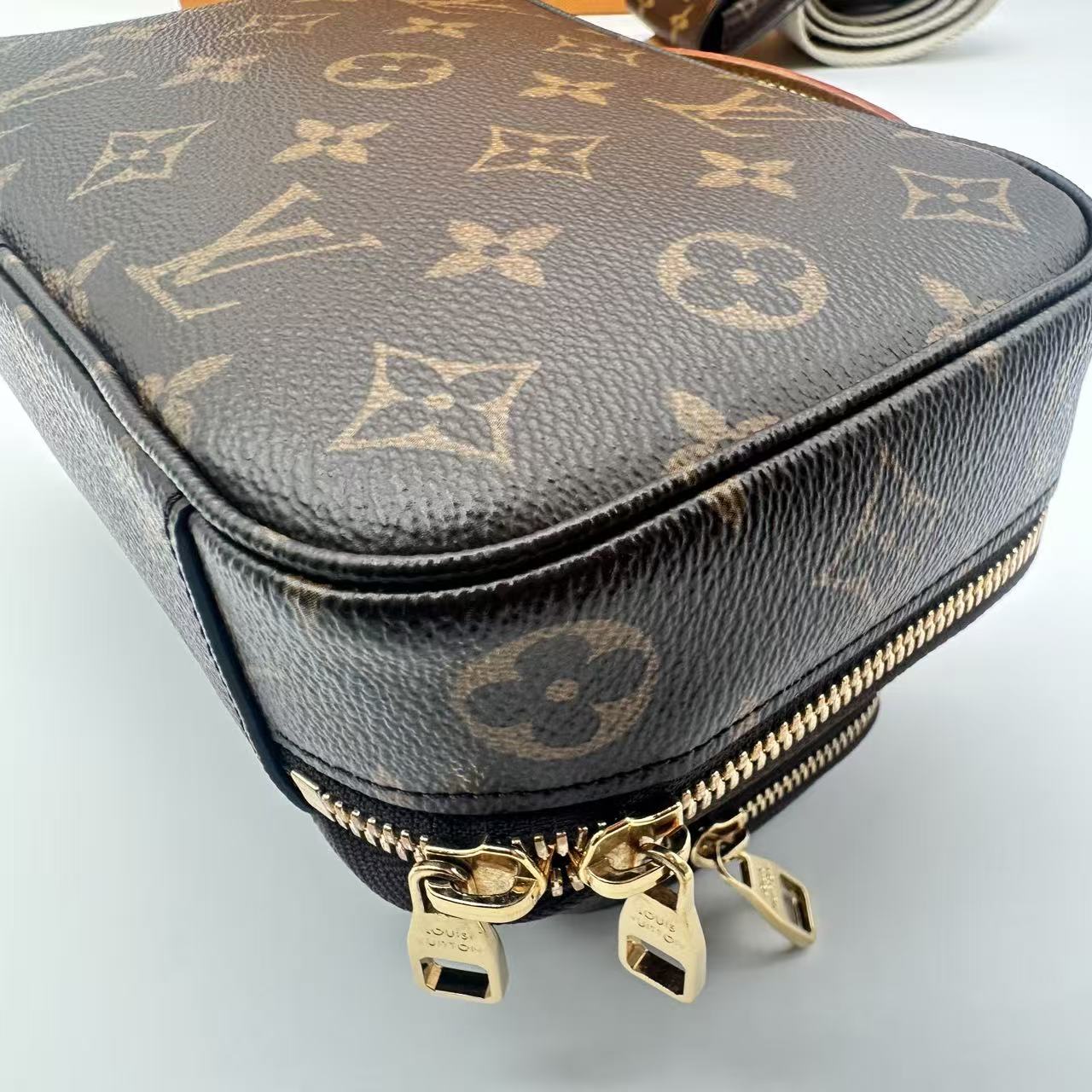 Utility Crossbody Monogram Brown