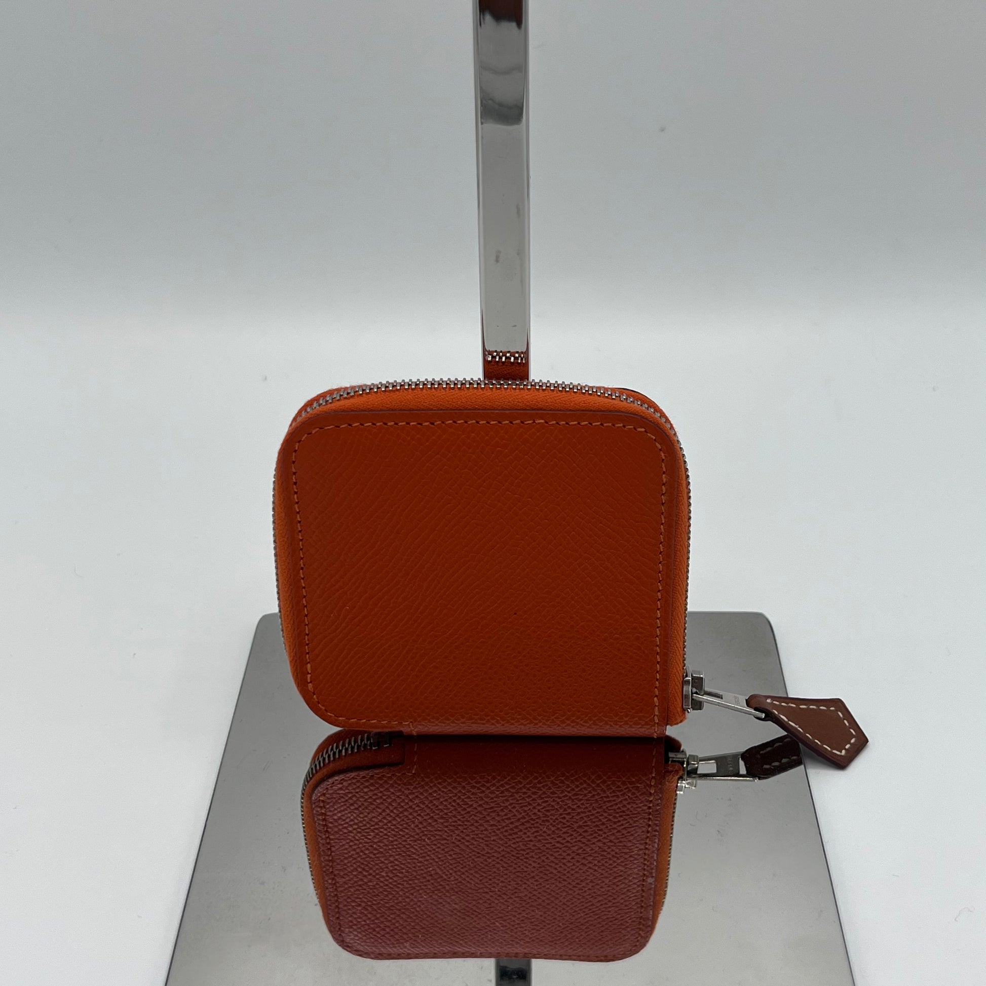 Epsom Silk'In Compact Wallet Sesame