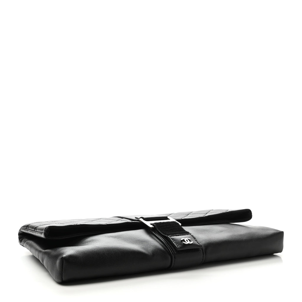 Lambskin Quilted Grip Clutch Black twins