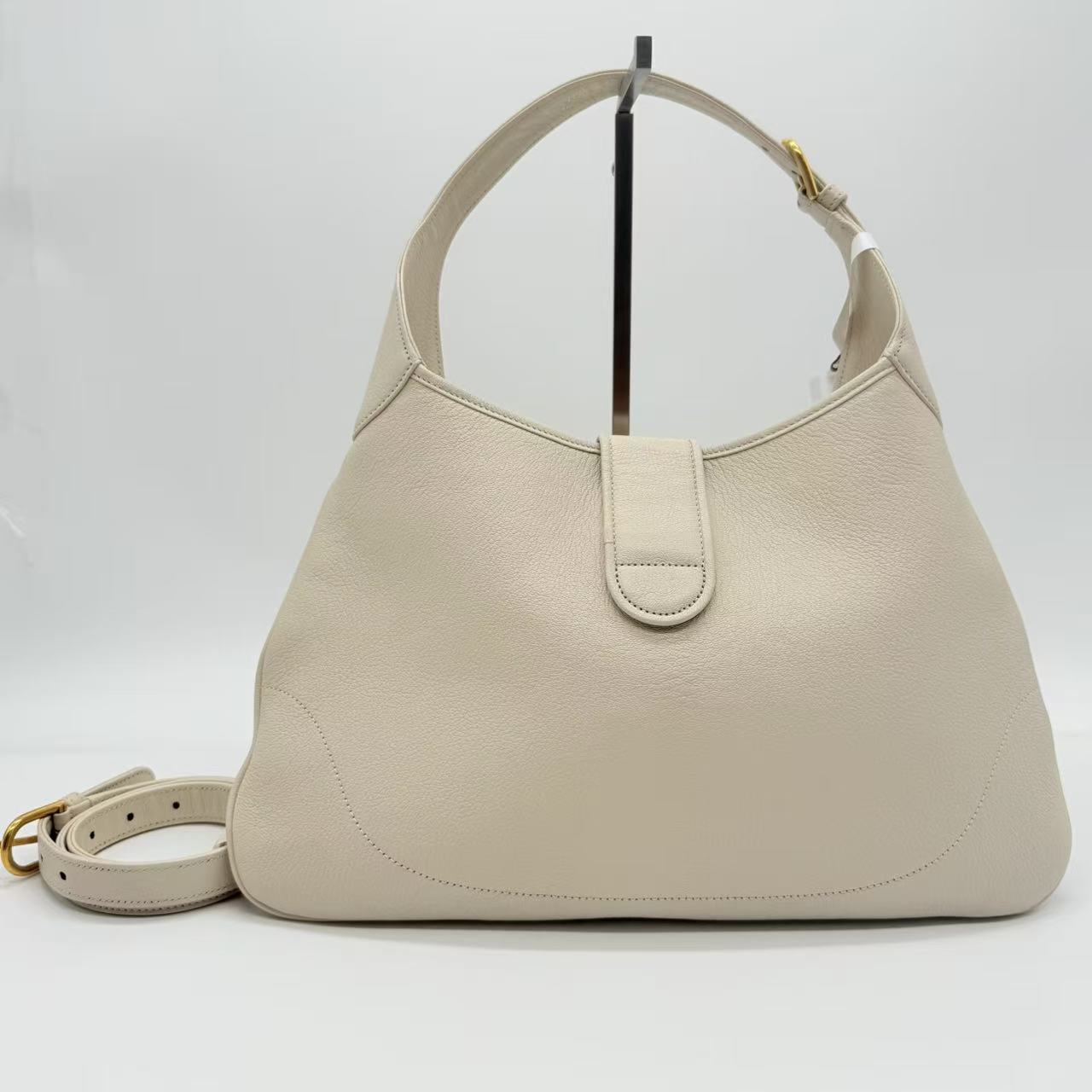 Aphrodite leather handbag twins