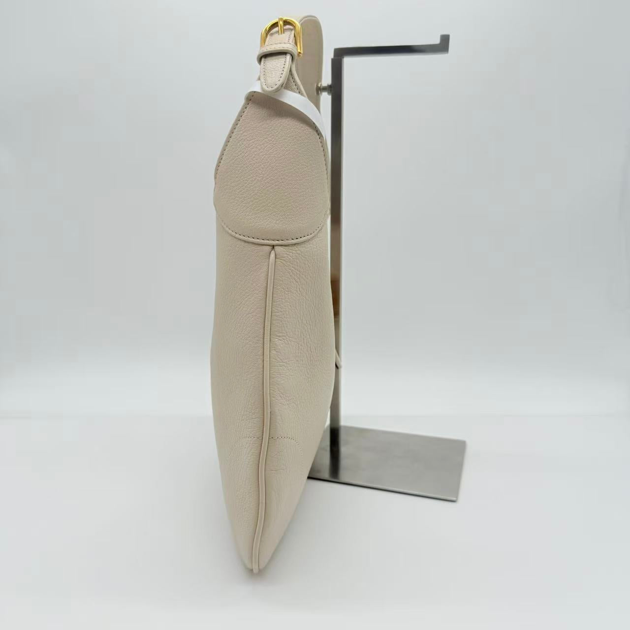 Aphrodite leather handbag twins