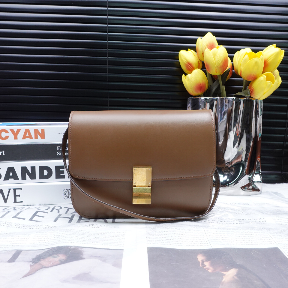 Box Calfskin Medium Classic Box Flap Bag Taupe