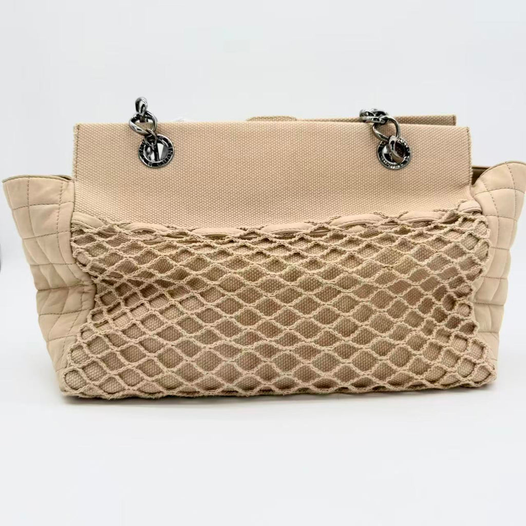 Coco Mark Chain Shoulder Tote bag in a beige