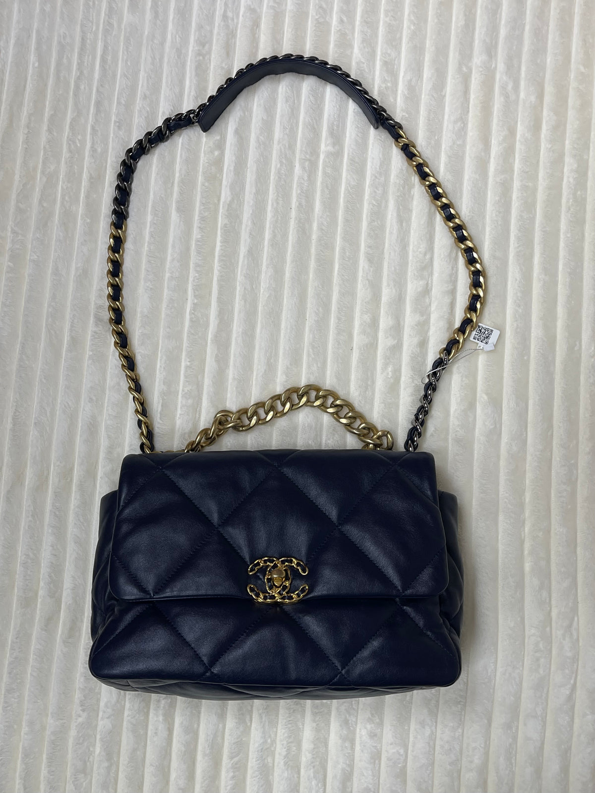 Chanel Lambskin Quilted Medium Chanel 19 Flap Navy Blue