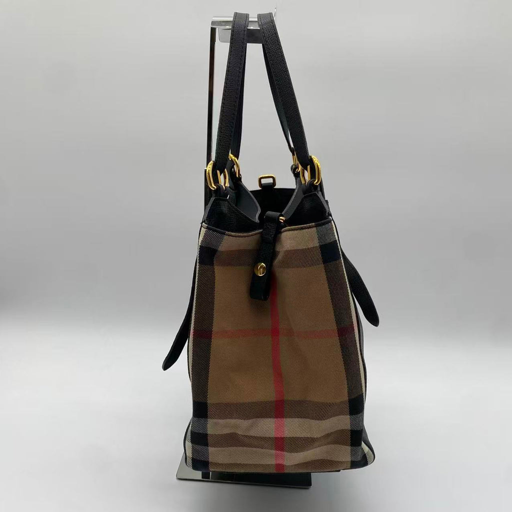 Burberry Grainy Calfskin House Check Small Canterbury Black