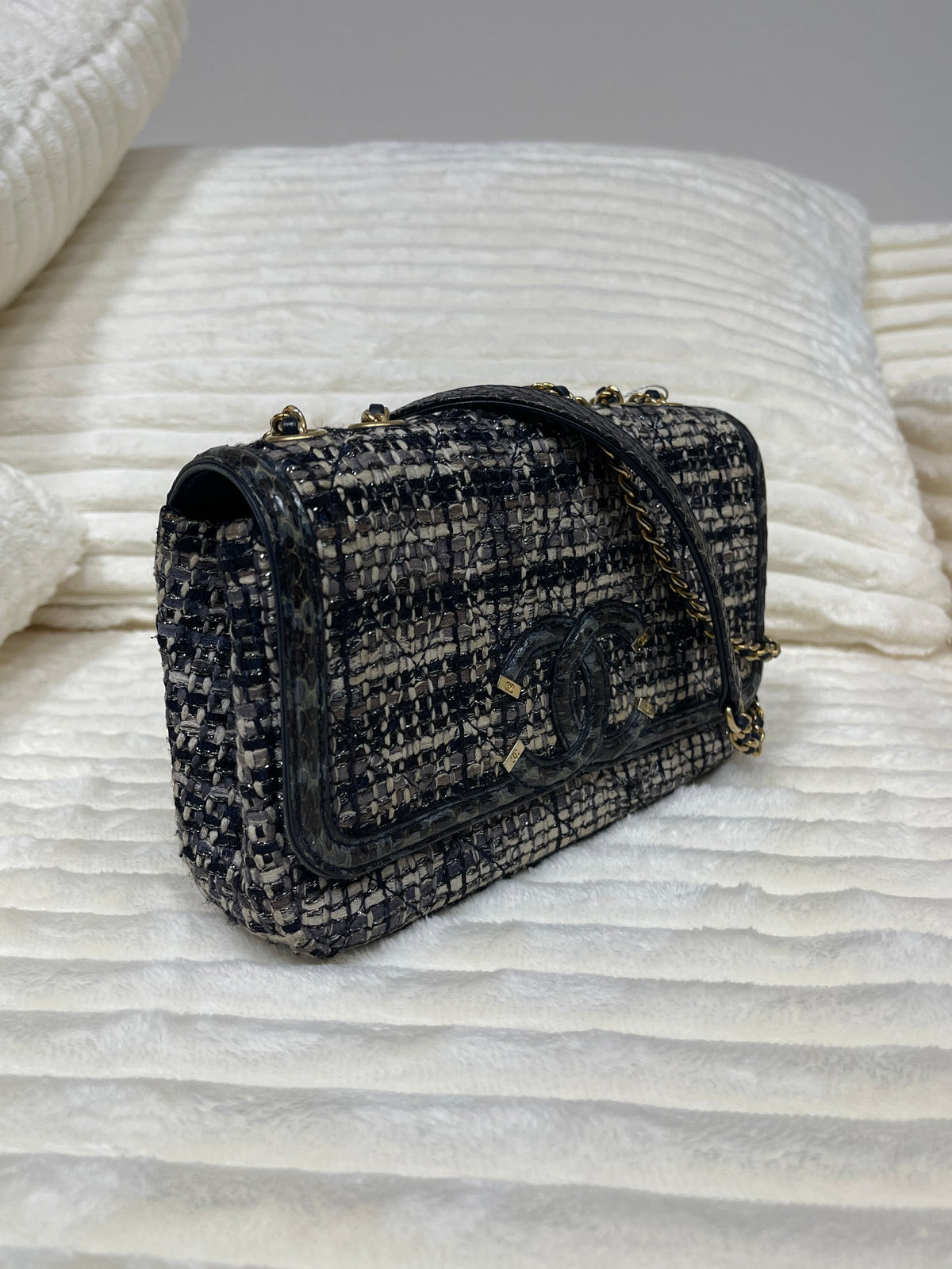 Chanel Tweed Snakeskin Quilted Medium CC Filigree Flap Multicolor