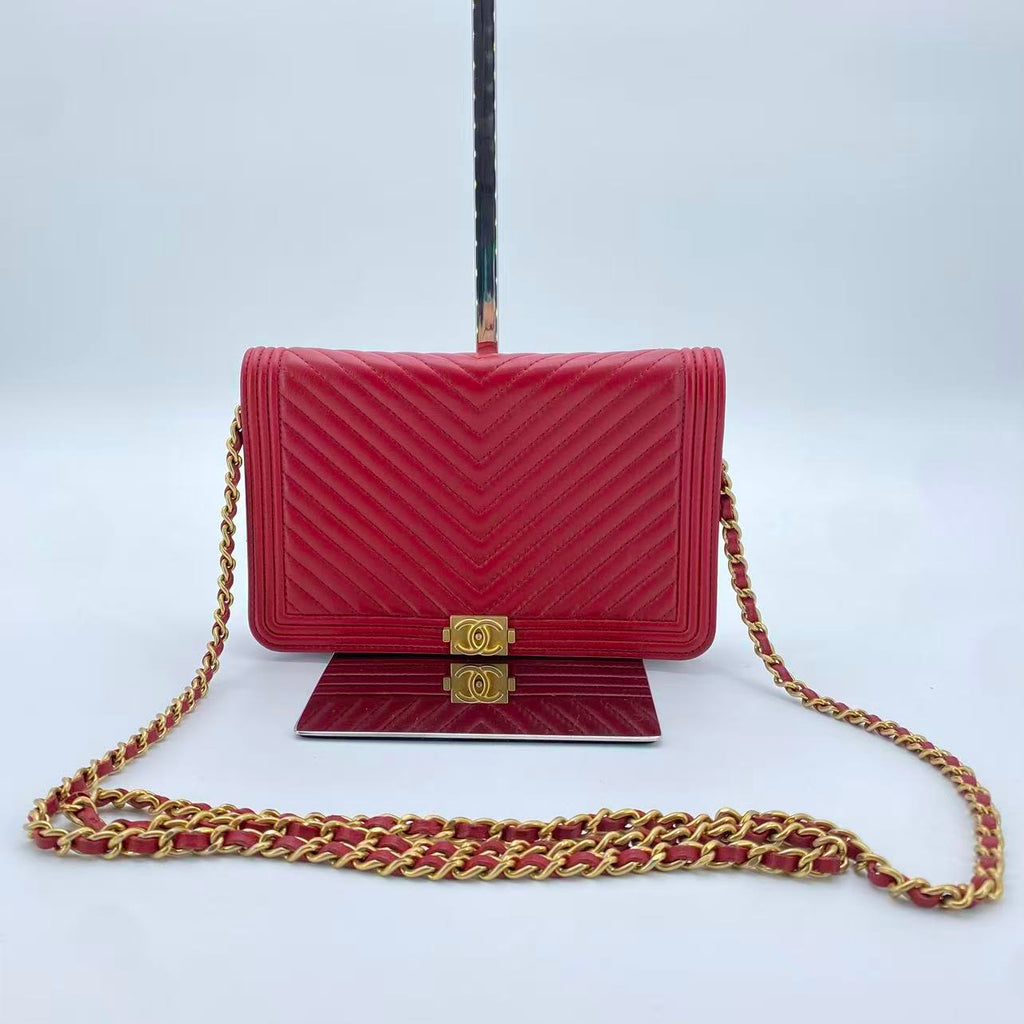 Boy Wallet on Chain Chevron Calfskin