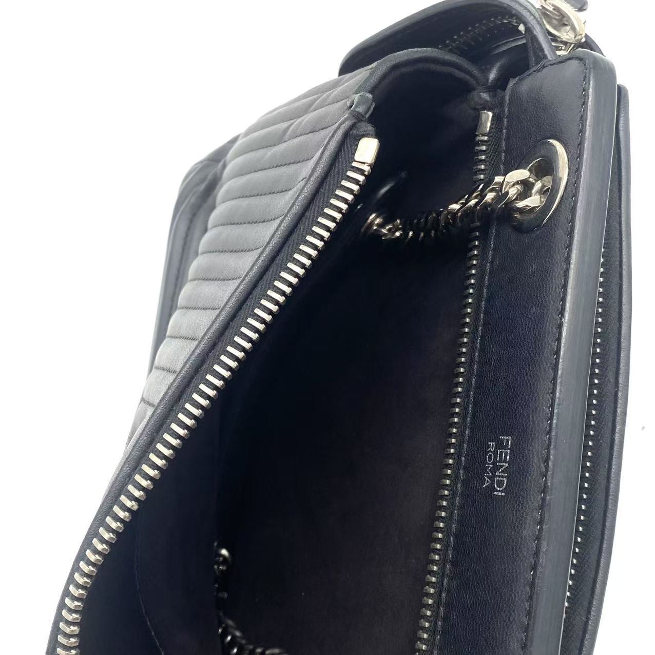 Dotcom Click Bag
