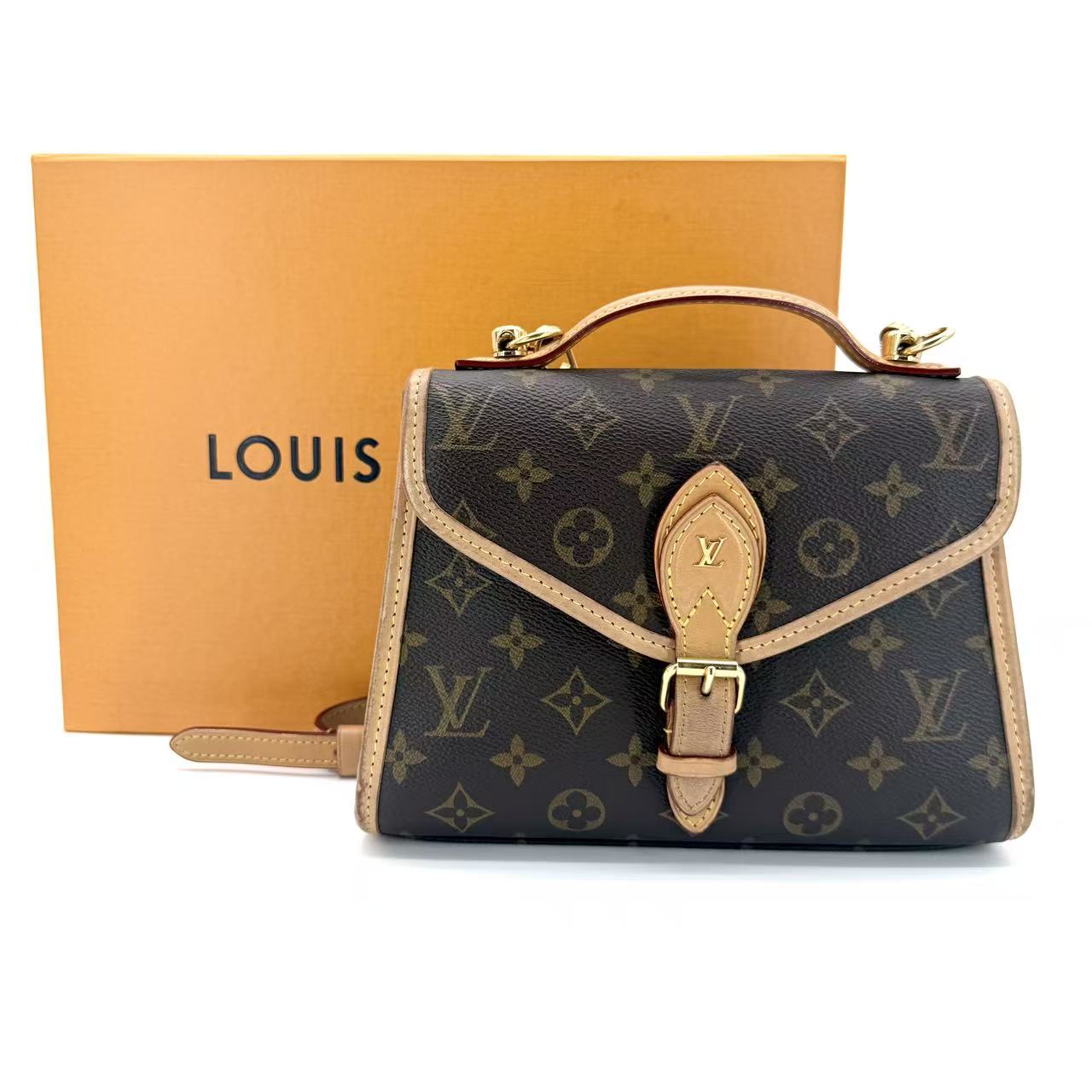 Monogram LV Ivy