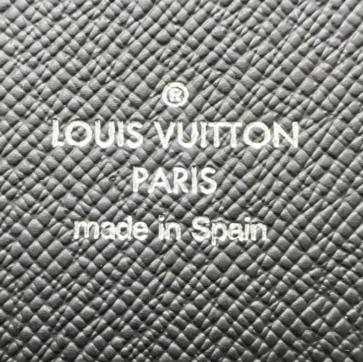 Louis Vuitton Interlocking CC Pochette Accessoires W23487
