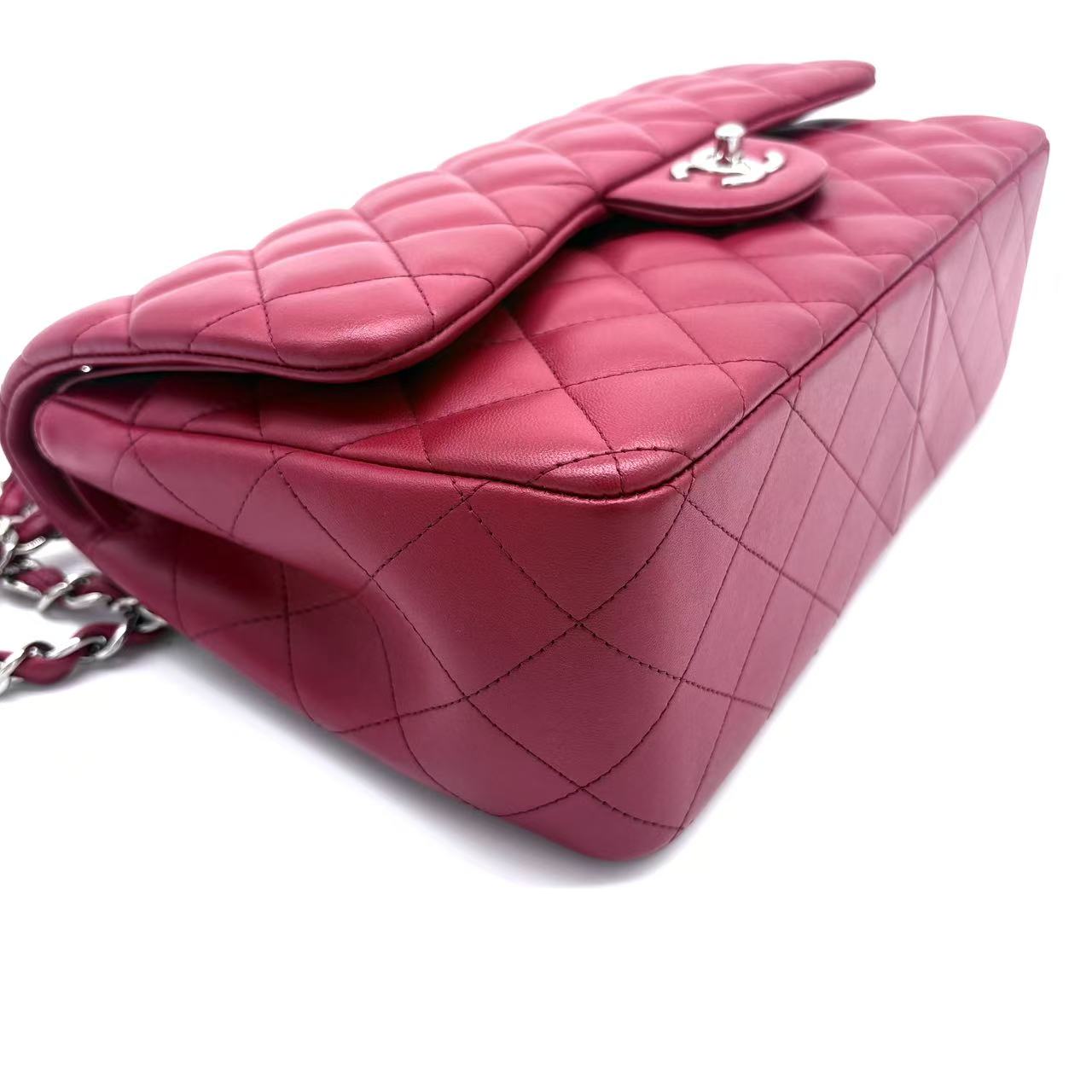 Caviar Quilted Jumbo Double Flap Dark Red