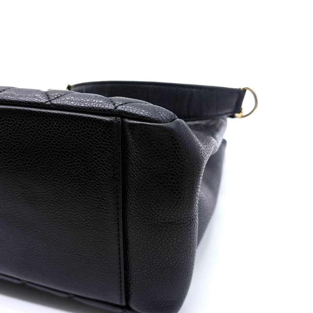 Grand Shopping Tote Quilted Caviar