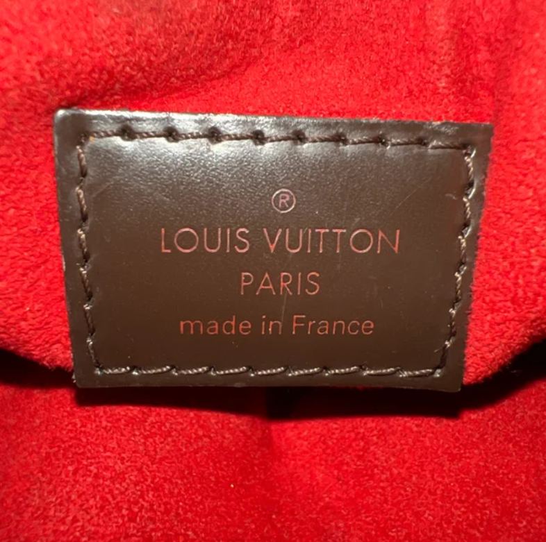 Louis Vuitton Damier Canvas Trevi PM Bag B23915