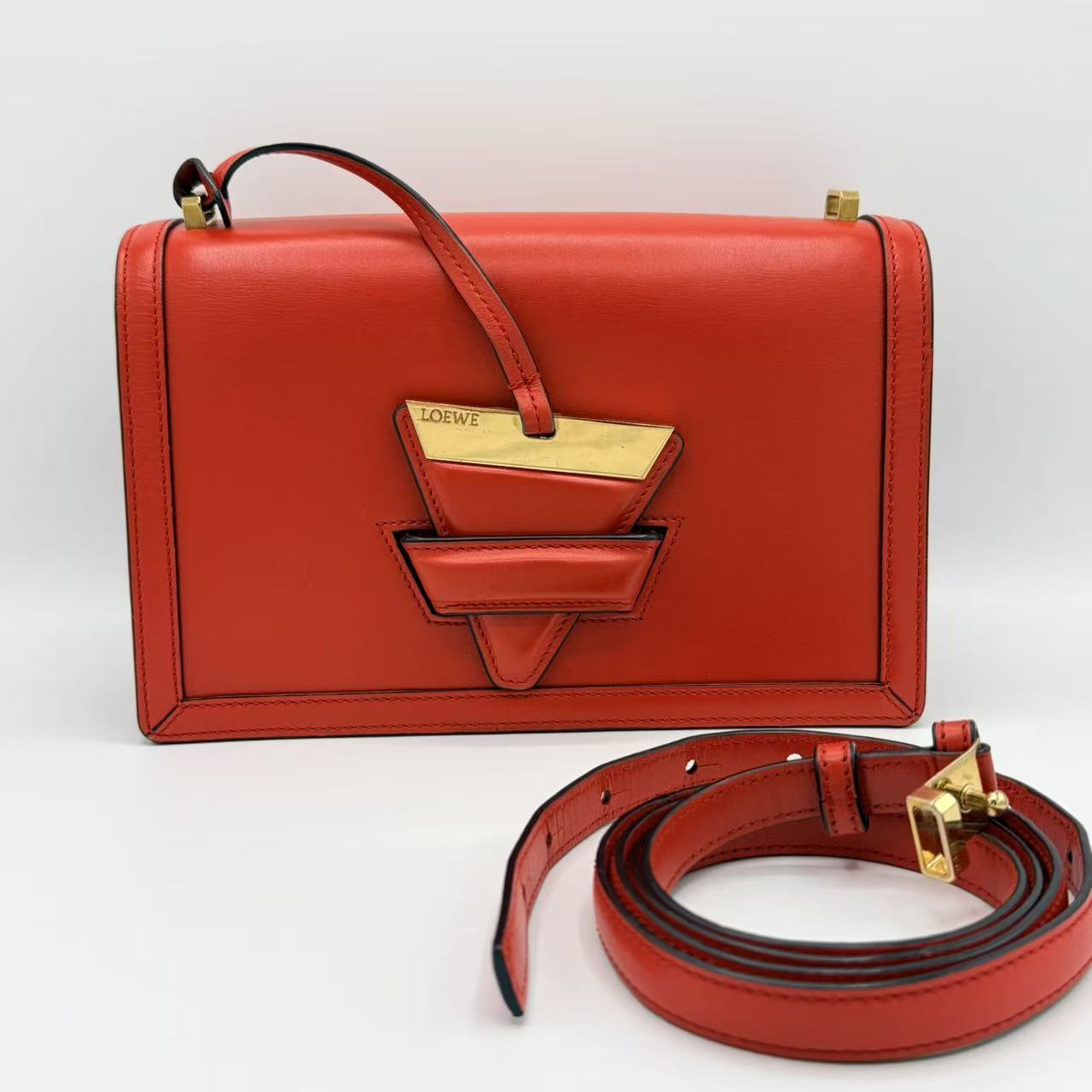 Barcelona leather knot shoulder bag
