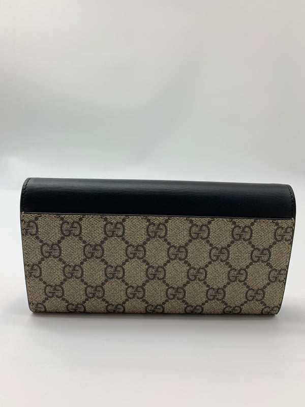 Gucci GG Supreme Monogram Mini Peony Pearly Clutch Black