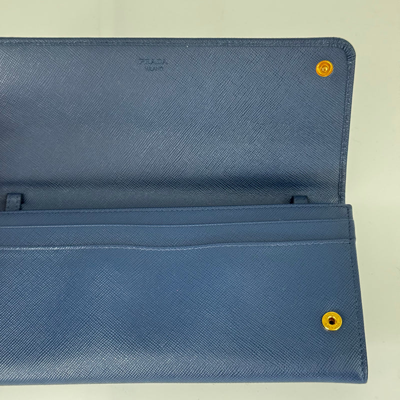 PRADA Vitello Move Chain Wallet Bleuette