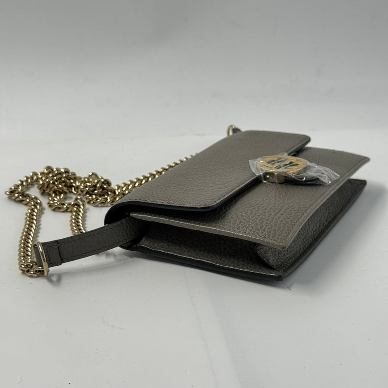 Gucci Interlocking Wallet on Chain Leather