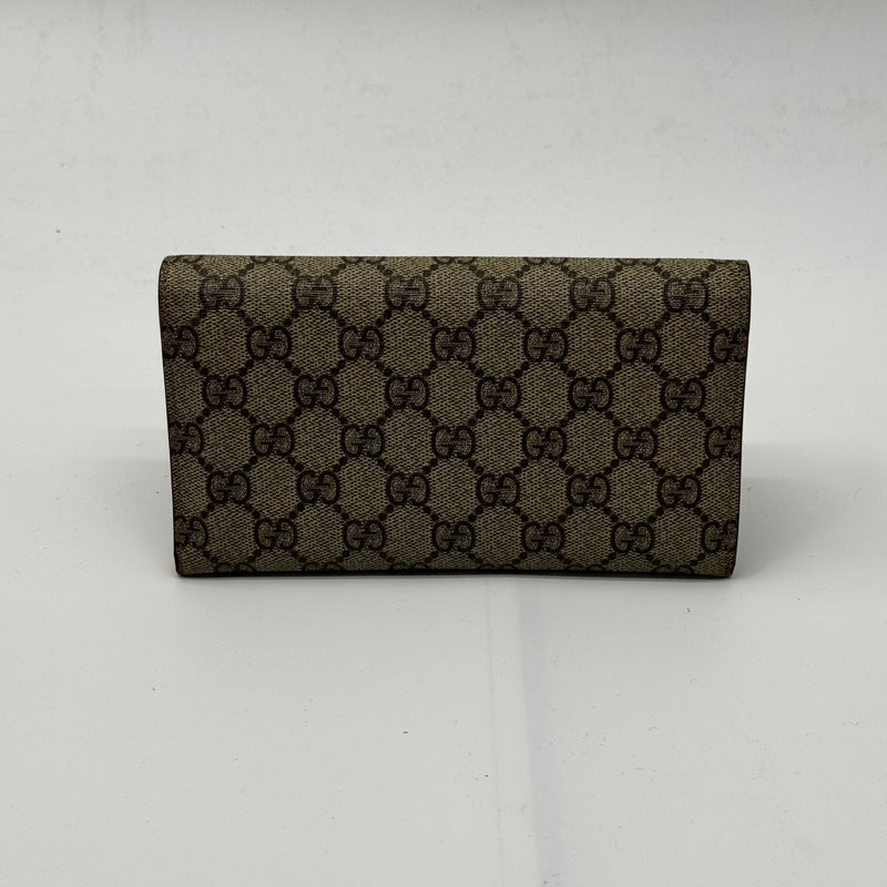 GUCCI GG Supreme Monogram Continental Heart Wallet Fluorescent Fuchsia