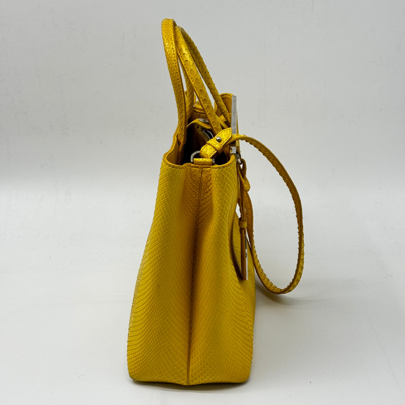 Fendi Yellow Leather Medium 2Jours Tote