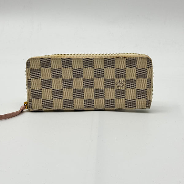 Louis Vuitton Zippy Wallet