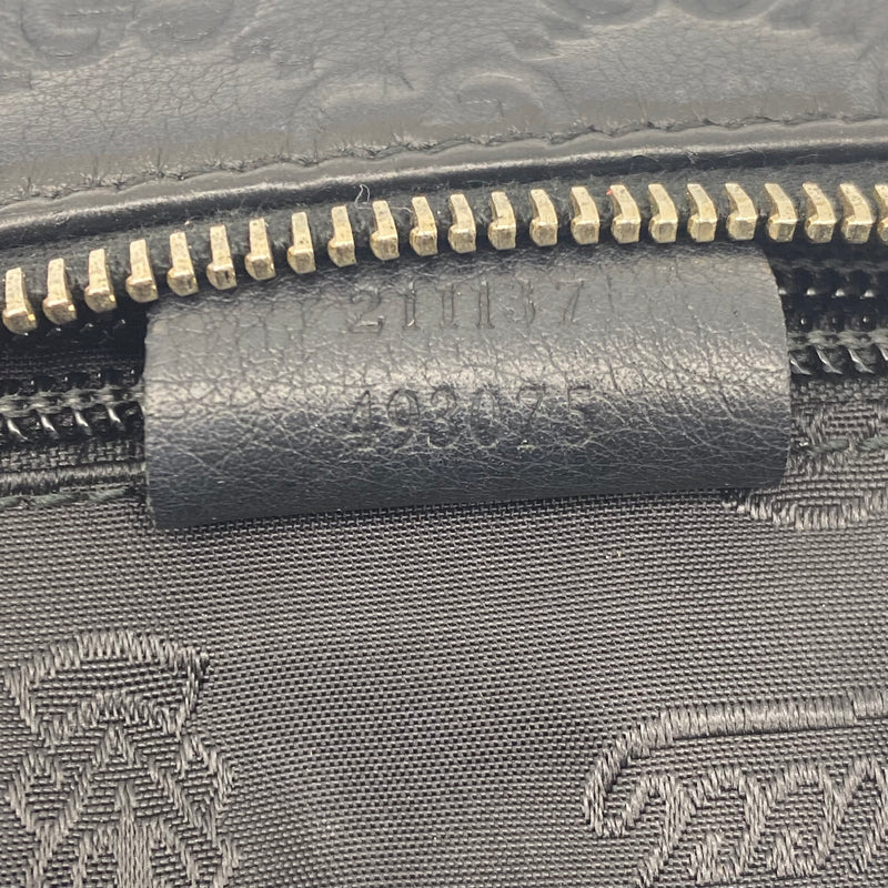 GUCCI Guccissima Medium Zippered