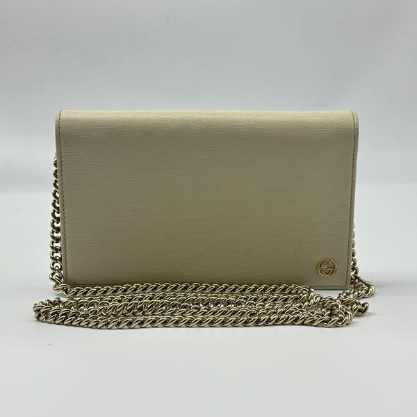 GG Betty Wallet On Chain