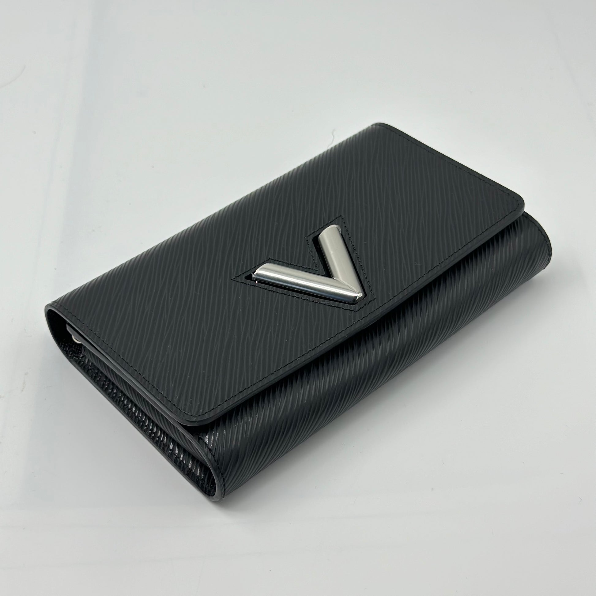 Louis Vuitton Twist Belt Wallet on Chain Epi Leather