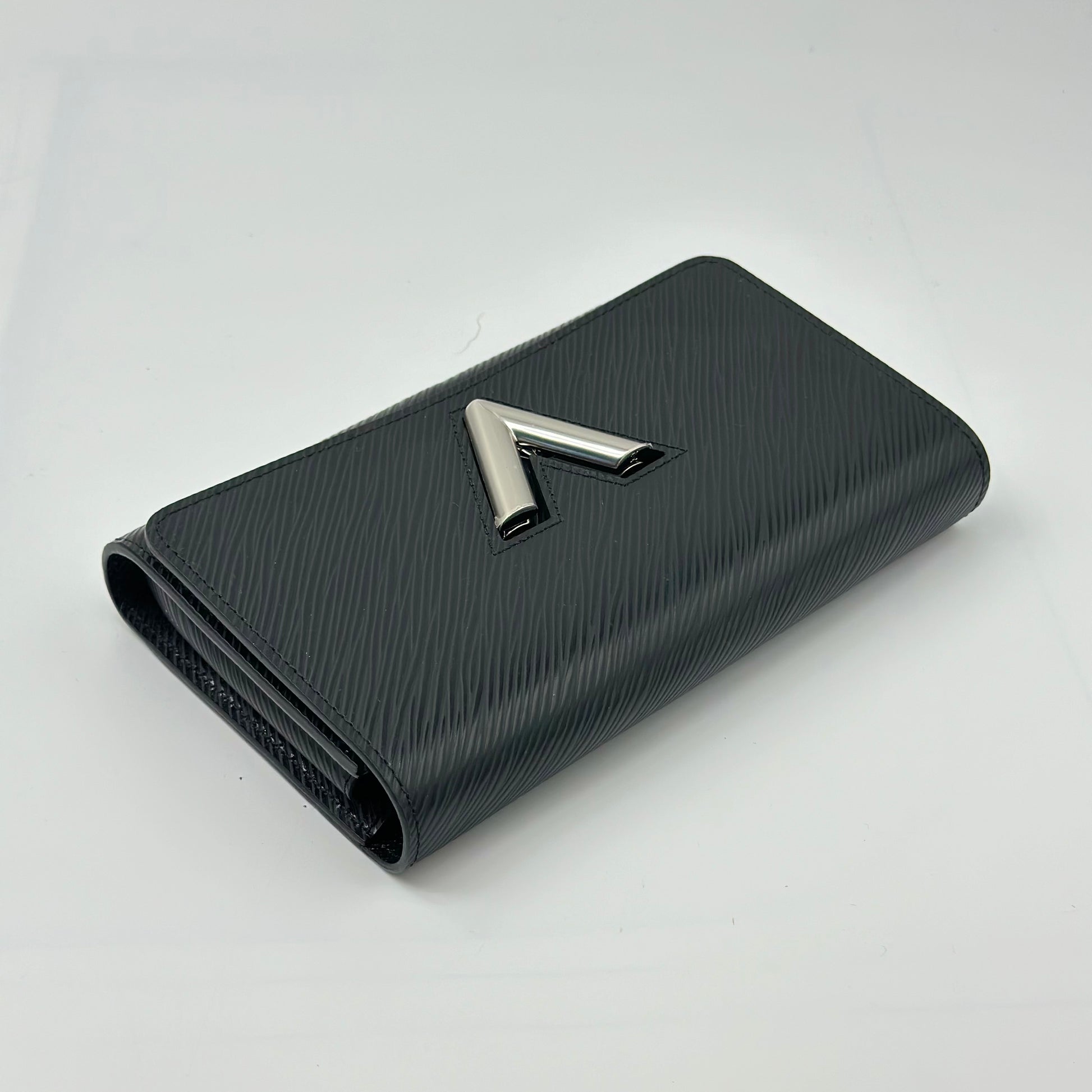 Louis Vuitton Twist Belt Wallet on Chain Epi Leather