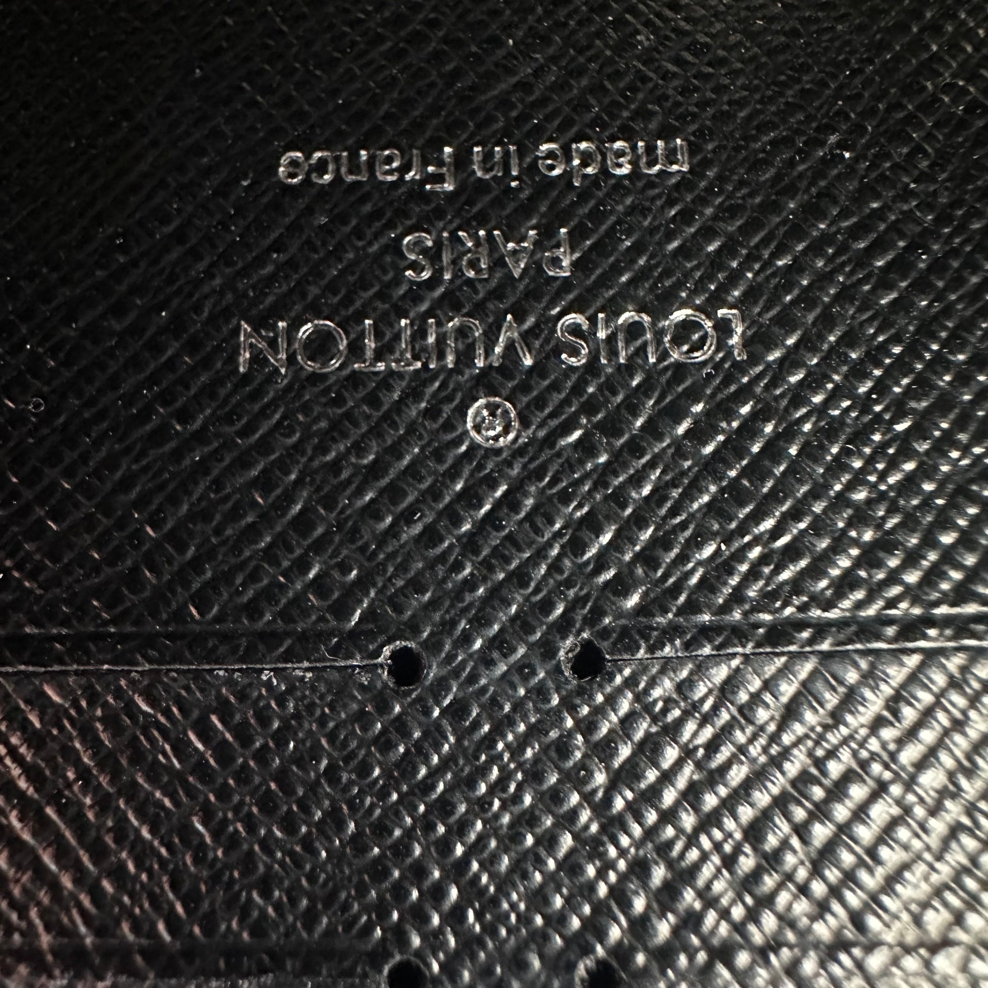 Louis Vuitton Twist Belt Wallet on Chain Epi Leather