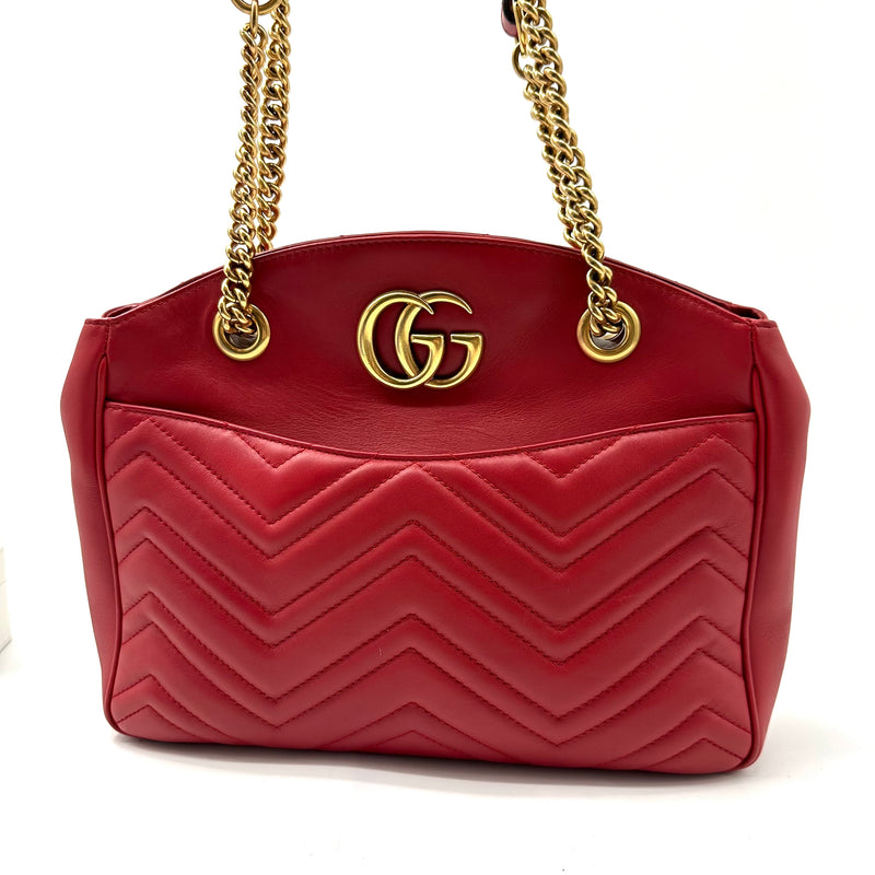 GUCCI Medium Marmont Matelassé Shoulder Bag