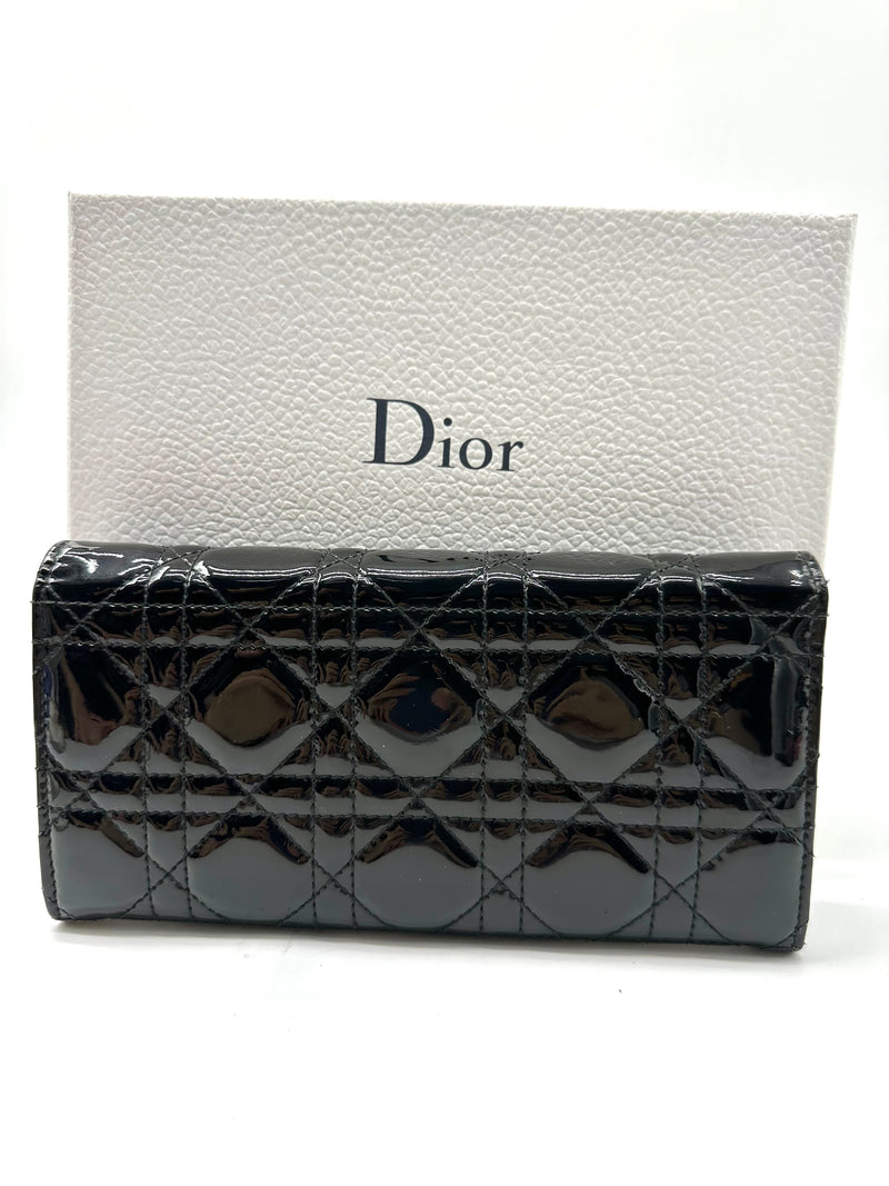 Dior Rendezvous Short Chain Wallet Cannage Quilt Patant