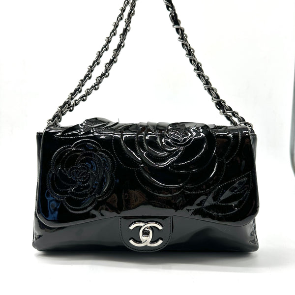 CHANEL Timeless/Classique Patent Leather Crossbody Bag