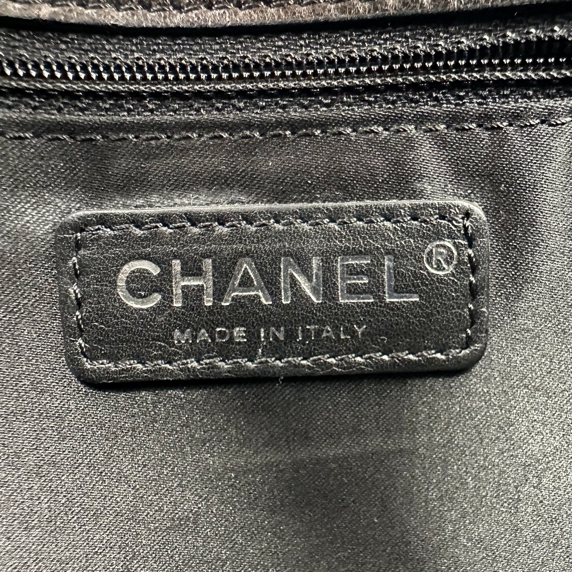 CHANEL Timeless/Classique Patent Leather Crossbody Bag