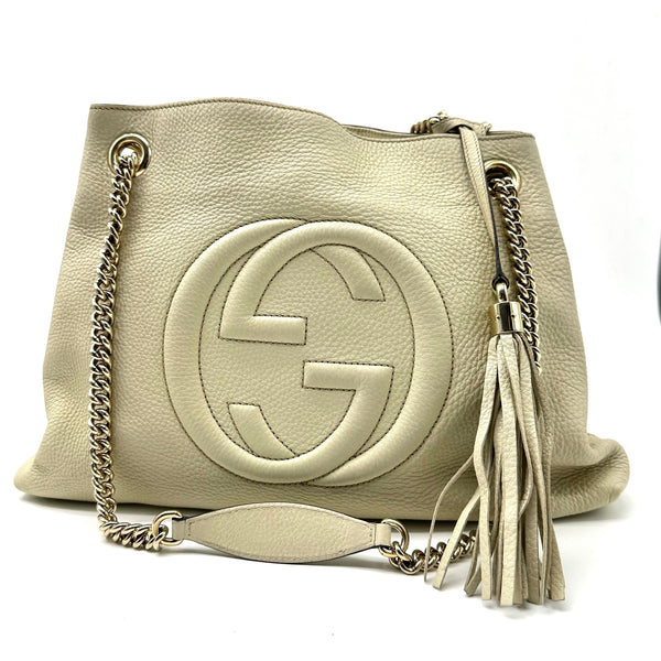 GUCCI  Pebbled Calfskin Medium Soho Chain Shoulder Bag Off White