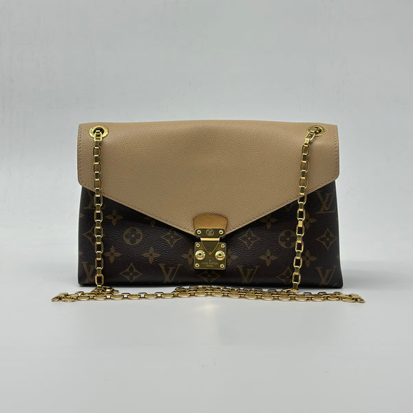 LOUIS VUITTON Beige Monogram Canvas Pallas Chain Bag